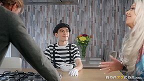 Pantomime Pounding With Brooklyn Blue