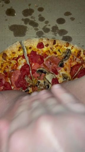 KINKY FEMALE MASTURBATION- CUM ON FOOD- FETISH-ARAB PORN- BEST SEXY SAUDI AMATEUR- ARABIAN SNOWWHITE- PINK DRIPPING PUSSY- USA G
