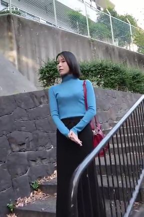 Stunning Married Teacher Shatters Her Perfect Image, Revealing a Bold and Irresistible Secret Side