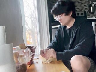 Cute Oriental Eat Nut