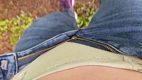 Tree Piss with Female Urination Device