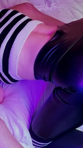 Big Ass Girl in Black Latex Leggings Gets Pulsating Cum Inside After Sloppy BJ - Lilykoti