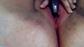 Fat wife of my boss diddles her fat cunt with sex toy