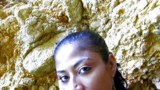 Putain amateur ébène aux gros seins se fait enculer