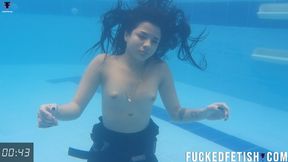 4k Emy challenger escapismo shibari underwater neopreno Cpr