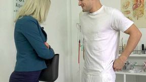 ”Licky Lex tried a new gynecologist”