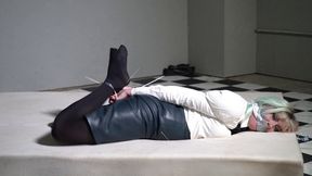 5100 Amber in Security Lapse 2 Zipties