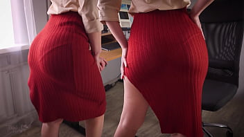 Business Woman Teases VPL In Tight Skirt 4K