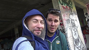 UN HETERO BAISE PAR UN GAY AVEC UNE GROSSE BITE