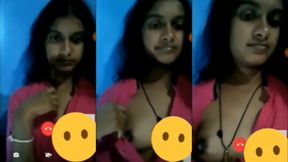 Shemla shundori'r chomotkar nipple expose korar MMS clip