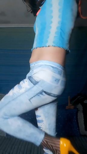 Posing and Teasing in My Sexy Stretch Pants and Pantyhose