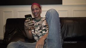 3489 voici maxime un transboy ( mec avec une chatte ) qui se fait baiser ...