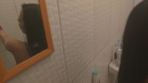 comi a bucetinha da kaka oliver e quando fui arrombar o cuzinho nao aguento e correu peguei a no banheiro insta casalporraloka ofc