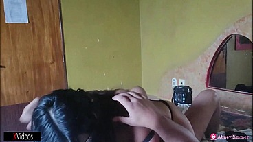 Comparto a mi esposo con mi amiga, el la folla sin condon / trio / doble mamada / compartir / Esposa / de perrito / PARTE 2 / / ChloeBearwolf