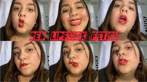 Painting my lips red while drinking mate