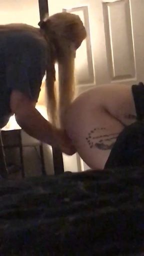 Stepmom Fucks Stepdaughter to Cum