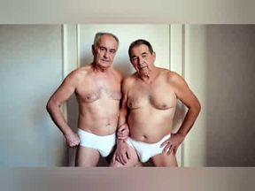 Ai oldermen in undies