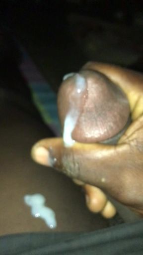 I'm still single, I need a mature woman