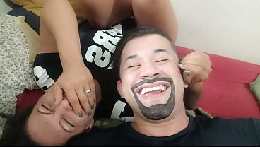 Casa Nova Trollando Minha Namorada Jogando Barata Nela