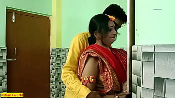 Indian handsome husband couldn&#039_t fuck beautiful Bengali wife! What she saying at last?