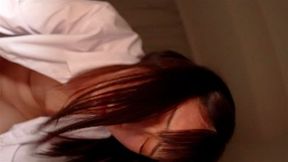 制服姿の清楚系ビッチに中出し！！