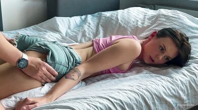 Big dick fucked classmate while she played on phone and came in her mouth