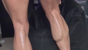 Oiled up veiny calve flex