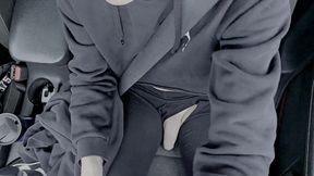 Sexyfilomena Masturbates While Driving Her Car