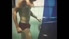 Jogador de futebol so de cueca