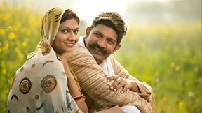 Cute Young Indian Girl Pussy Fucked With Dirty Audio In Hindi