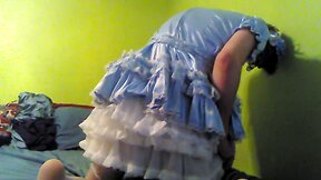 Sissy Dressing Up For Some Fun 4