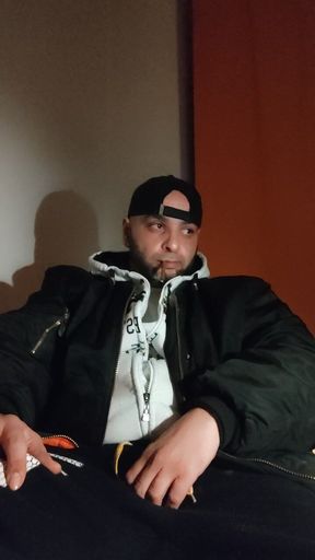 Dirtyjunkbro Is Bored He's Looking for Buddies