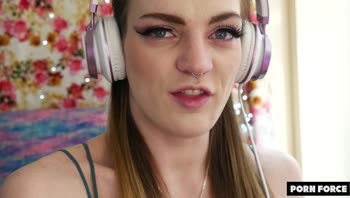 Carly Rae Summers Goes Wild for Rough Sex in Pornforce Reaction
