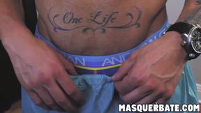 Yummy and well built guy loves testing out fleshlights