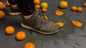 Part 5 - Crushing Fruits - Mandarins, Oranges, Lemon & Grapefruit. IT SPLASHED EVERYWHERE!!