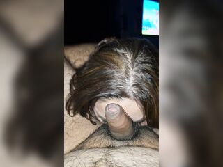 Wife sucks insane uncircumcised schlong