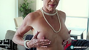 Meet 56-Year-Old Wife And Step mom Anzee. Meet Her Pussy