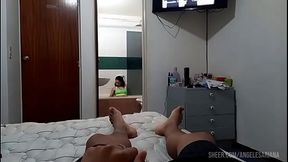 Me gusta mirar a mi madrastra mientras se ba&ntilde_a, sexo arriesgado con mi hijastro