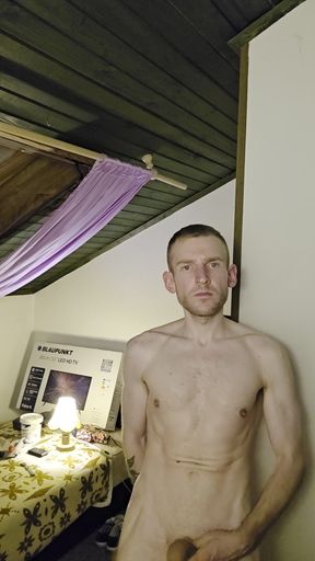 hungarian man play myself at night