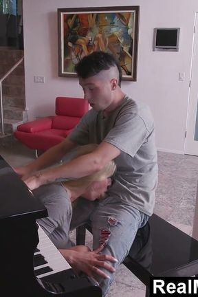 Real stepmom exposed - hot stepmom Rachel Cavalli helps out distracted stepson