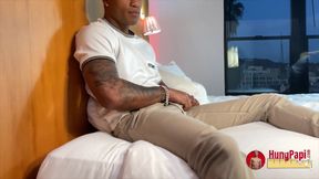 Hung Papi Rauw Solo Jerk off