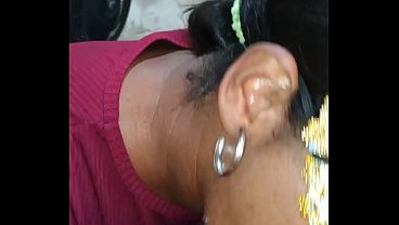 Preta mamando at&eacute_ tomar leite de pica