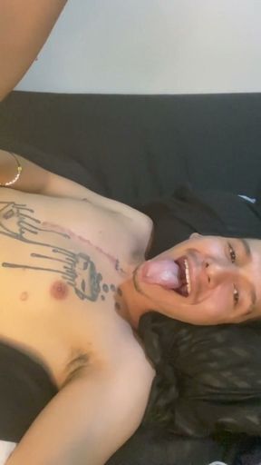 A must-see solo gay video   Clip 1