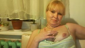 Amateur Plumper Shows Her Alluring Boobs On Webcam