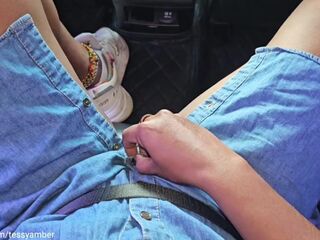 I Made My UBER Driver Touch Me - He Parked Up and Made Me CUM Licking Me in the Backseat