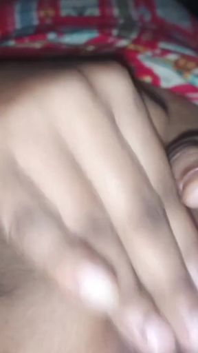 Lucknow's sister-in-law cleans her belongings with hair removal cream   Clip 3