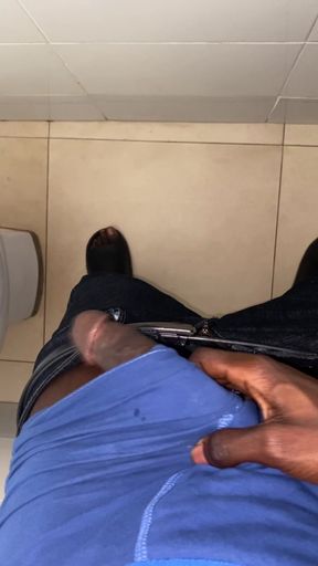 Thug Jamaican BBC jerks off in public