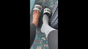 Airport Foot Play