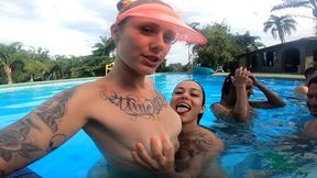 i kissed a girl and i like it