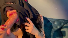 des fois j’adore mettre le voile et faire la salope vous voulez jouir ...